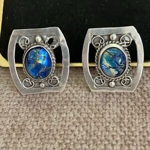 Vintage sterling silver and blue stone screw back earrings